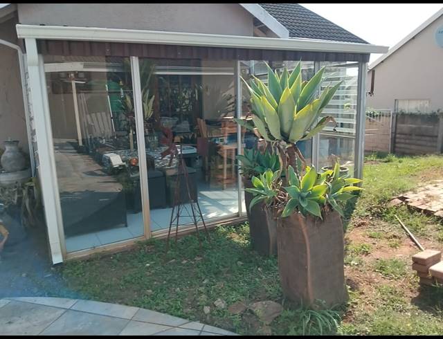 3 BEDROOM FREESTANDING FOR SALE IN BELLEVUE